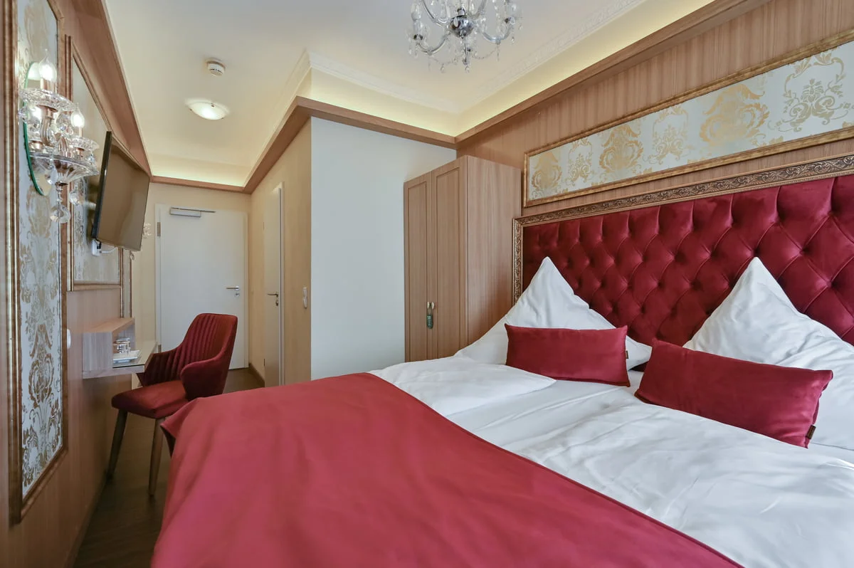 Classic Doppelzimmer Zi.31-3642