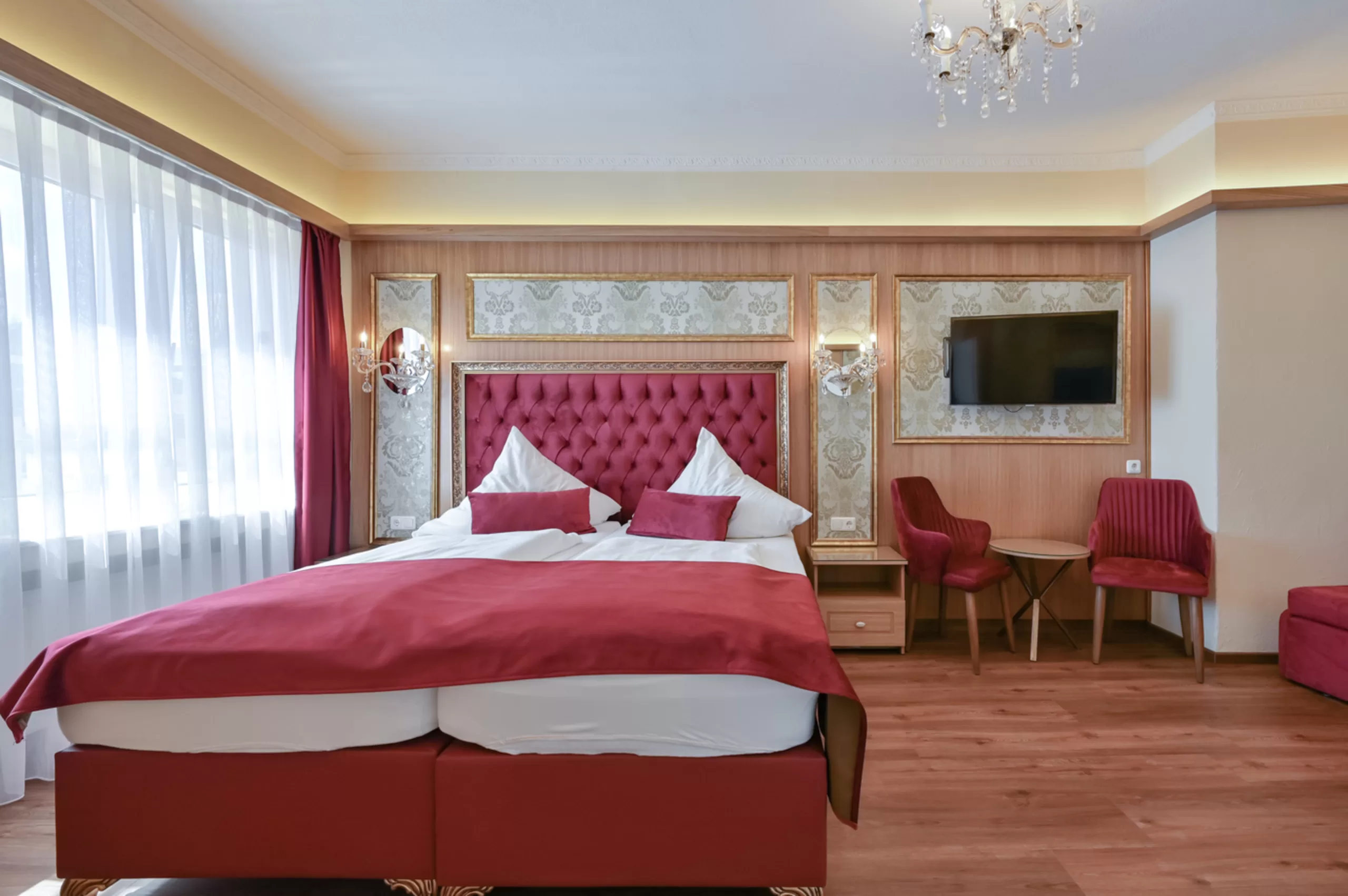 deluxe-mehrbettzimmer-zi26-3883-original-426545