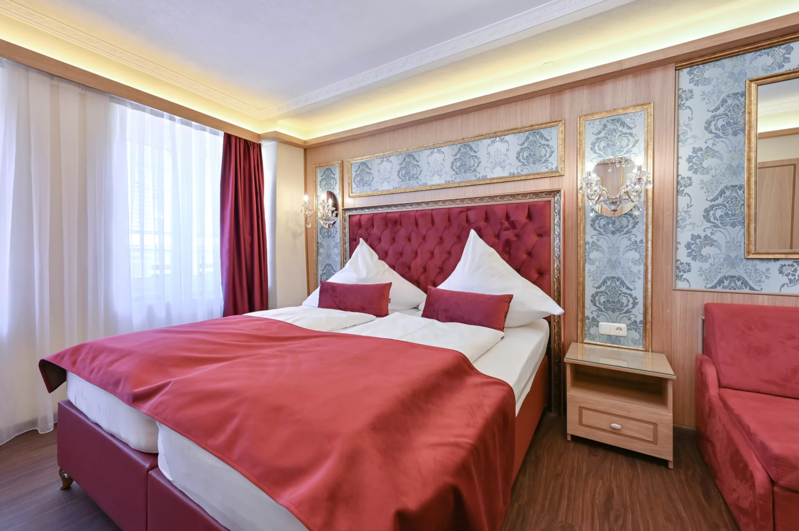 deluxe-mehrbettzimmer-zi33-3897-original-426543